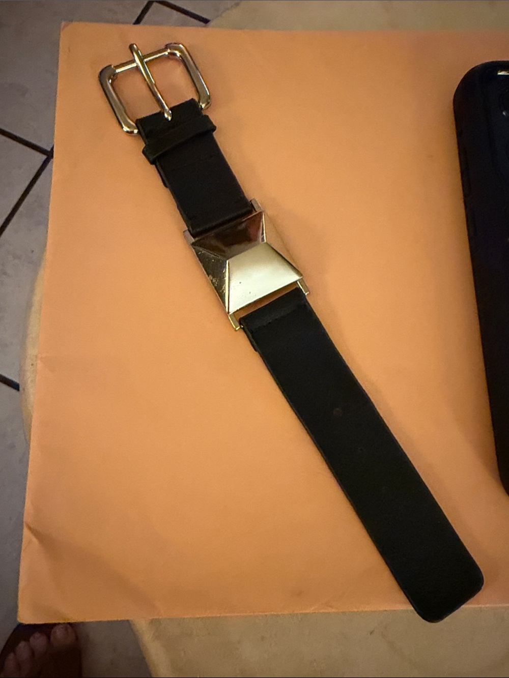 Source Unknown Black Bracelet with Gold Pyramid Accent